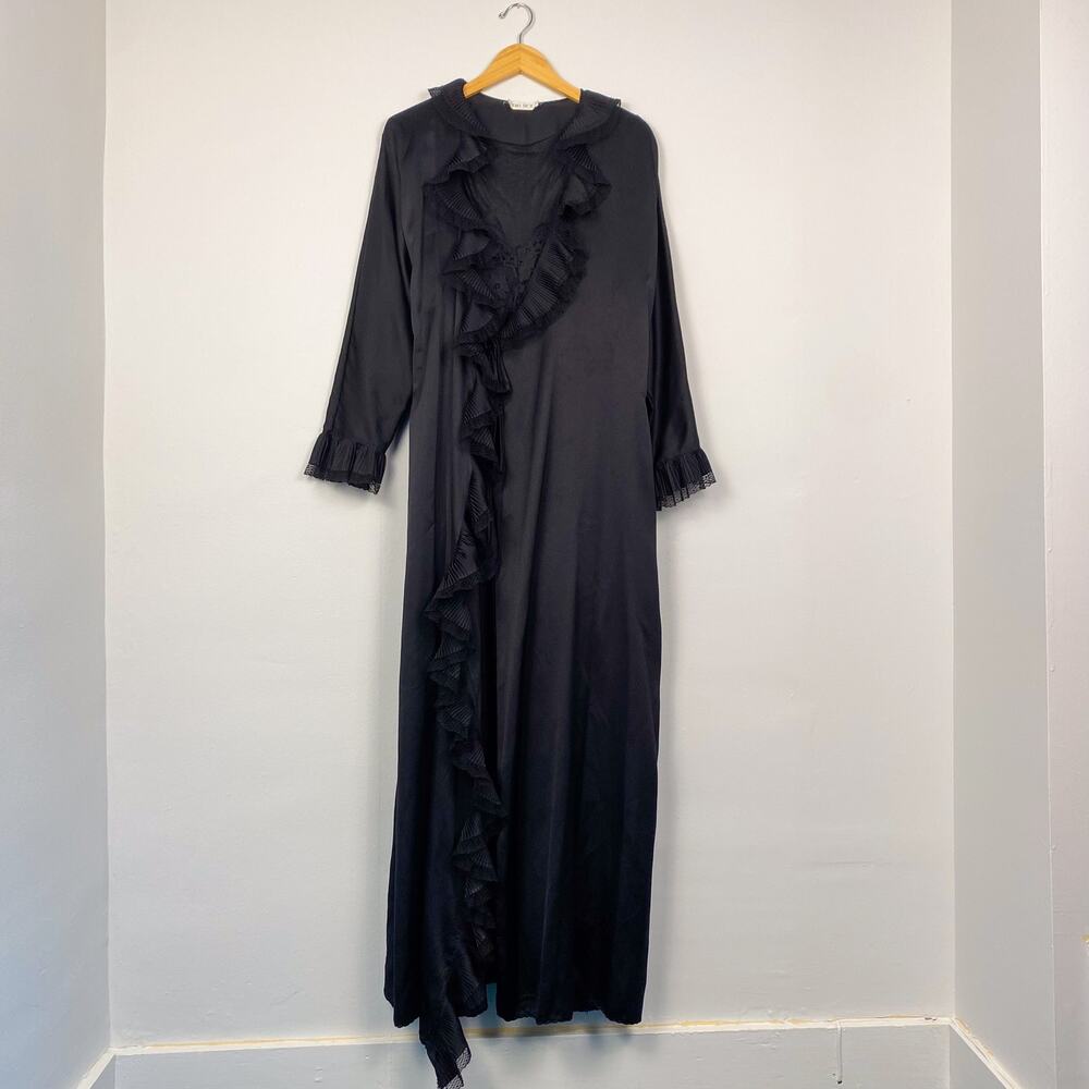 Vintage Bill Tice 2-Piece Satin Ruffle Lace Robe and Gown Sleepwear Set